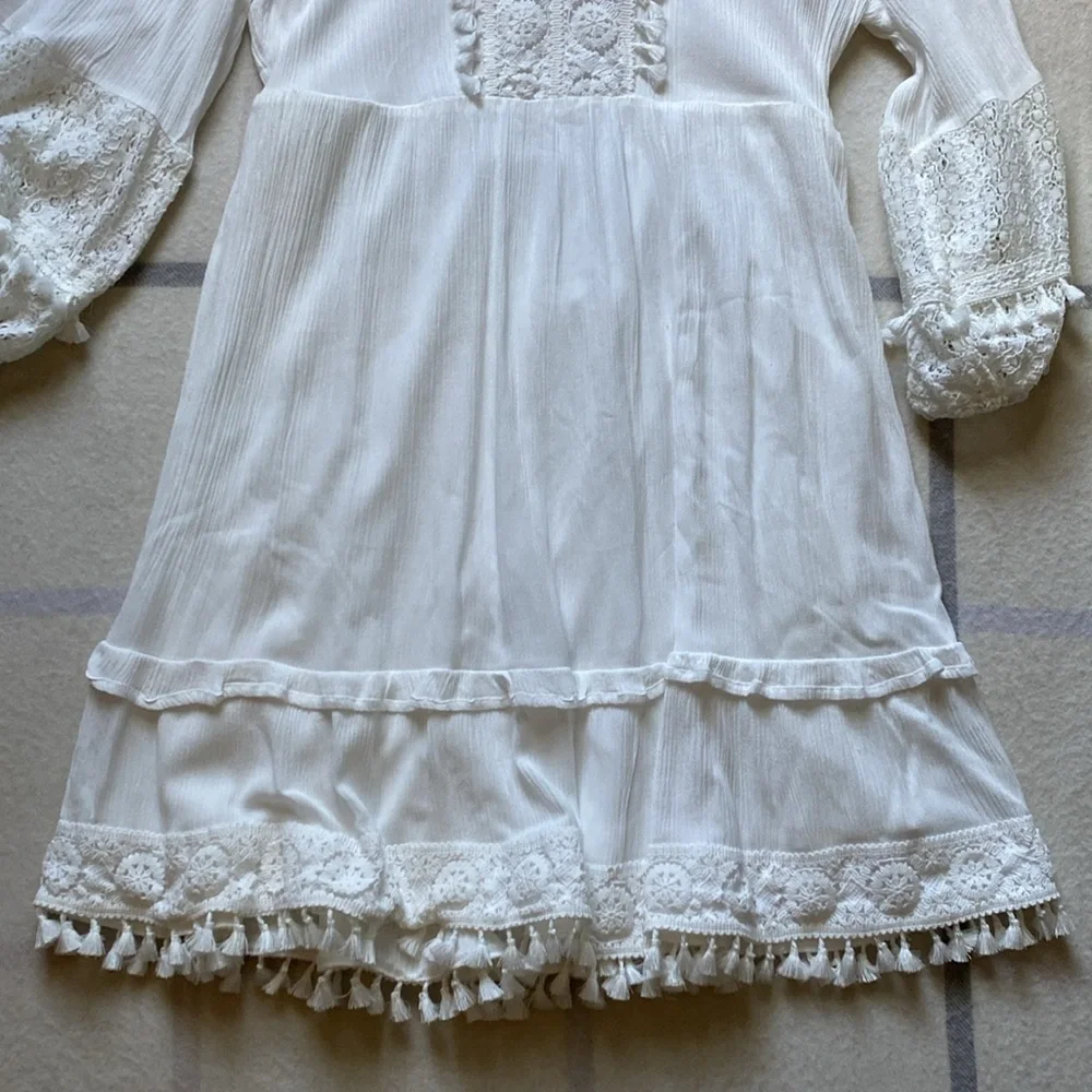 American Rag White Lace Detail, Billow Sleeves Boho Dress Size Medium - Picture 9 of 15
